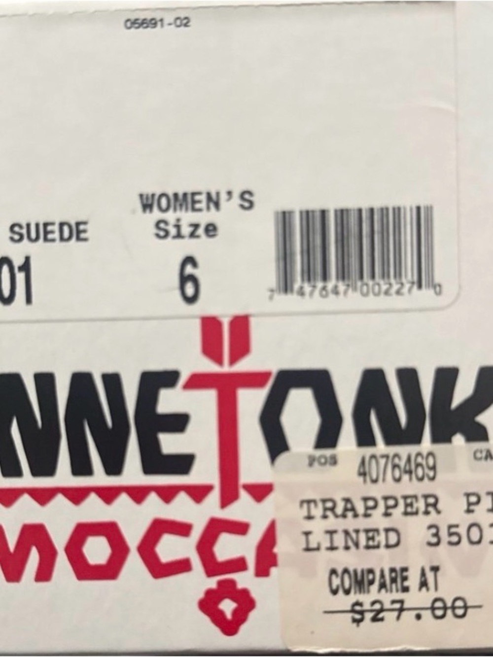 Minnetonka Women's Pink Trapper Moccasin - Size 6